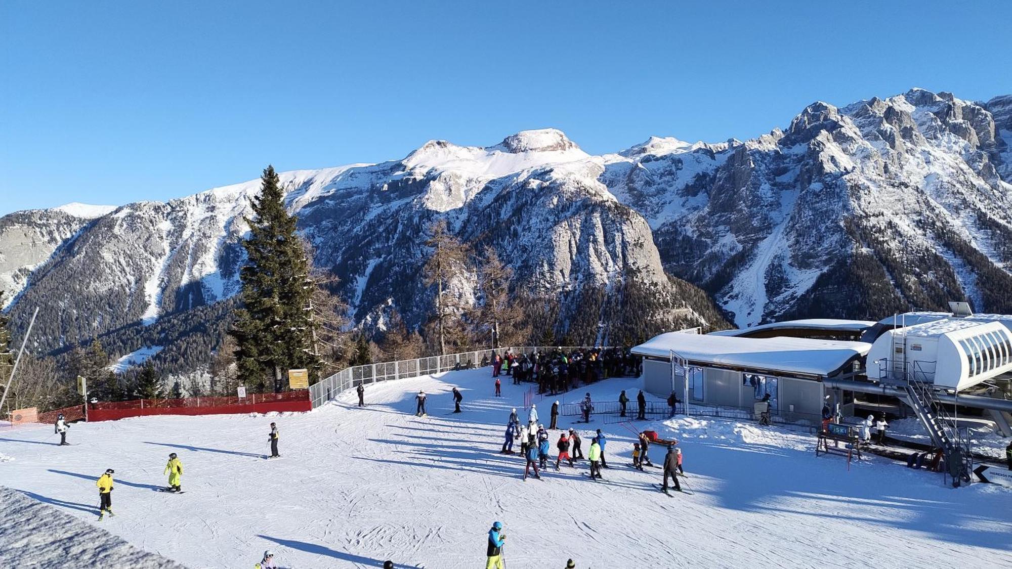 Ale 1206, Marilleva 1400 Accesso Diretto Alle Piste Exterior photo